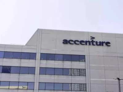 Accenture Hired by Alaska Airlines for Tech Audit: Why It Happened and What It Means for Investors