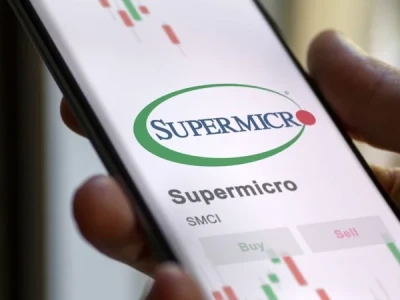 SMCI Stock Slump: Slowing Sales vs. Weak Earnings