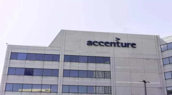 Accenture Hired by Alaska Airlines for Tech Audit: Why It Happened and What It Means for Investors